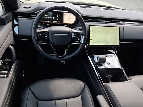 New 2026 Land Rover Range Rover Sport Dynamic SE AWD/4WD image 8