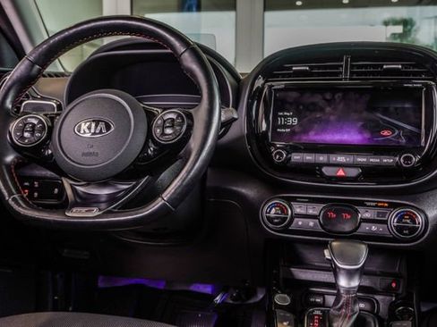 Used 2020 Kia Soul GT-Line Turbo FWD image 17
