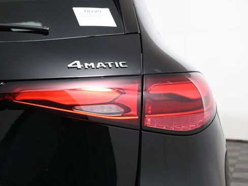 Used 2026 Mercedes-Benz GLC 300 4MATIC image 13