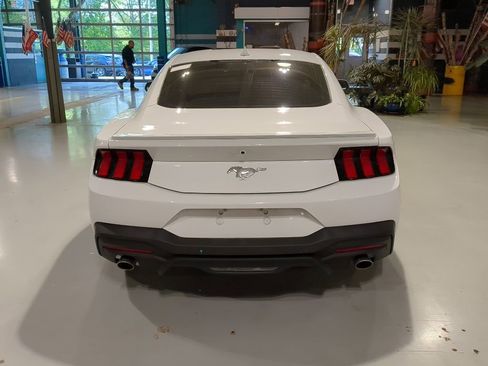 Used 2024 Ford Mustang Premium RWD image 9