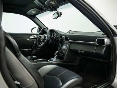 Used 2009 Porsche 911 Carrera S RWD image 11