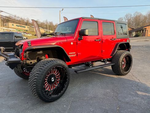 Used 2012 Jeep Wrangler Unlimited Sport image 22