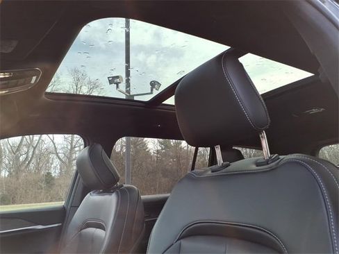 New 2025 Jeep Grand Cherokee L Limited w/ Black Appearance Package image 27