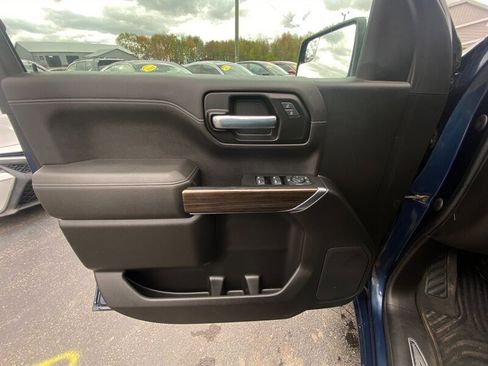 Used 2021 Chevrolet Silverado 1500 LT image 22