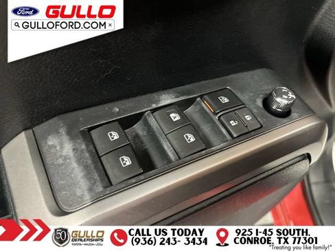 Used 2016 Toyota Tacoma SR5 w/ Towing Package AWD/4WD image 21