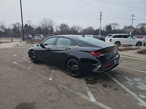 New 2026 Hyundai Elantra SEL Sport Premium FWD image 3