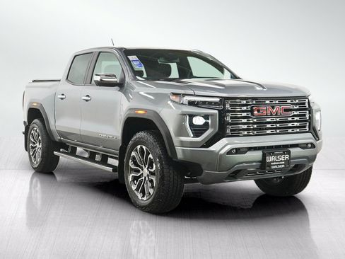 Used 2024 GMC Canyon Denali AWD/4WD image 7