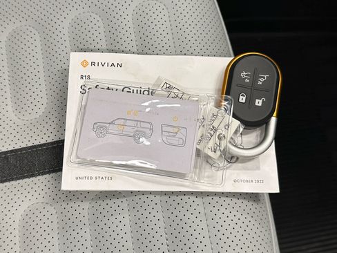 Used 2024 Rivian R1S Adventure Quad AWD/4WD image 41