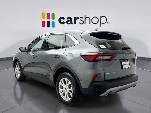 Used 2024 Ford Escape Active AWD/4WD image 3