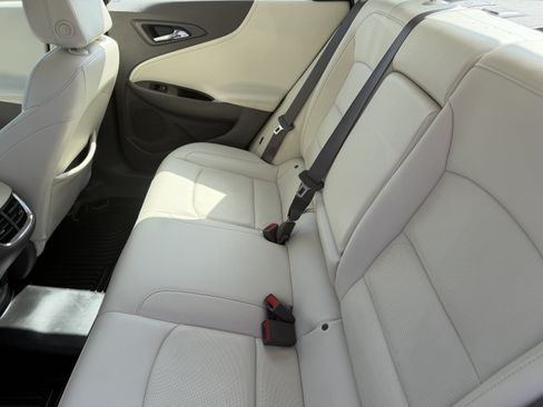 Used 2024 Chevrolet Malibu LT FWD image 11