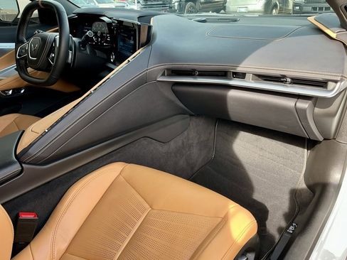 Used 2025 Chevrolet Corvette Stingray Preferred Cpe w/ Z51 Performance Package image 30