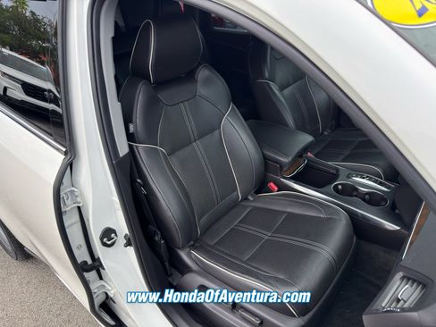 Used 2018 Acura MDX w/ Advance & Entertainment Pac FWD image 9