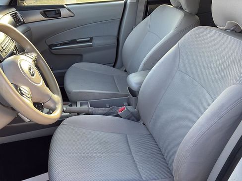 Used 2013 Subaru Forester 2.5X image 10