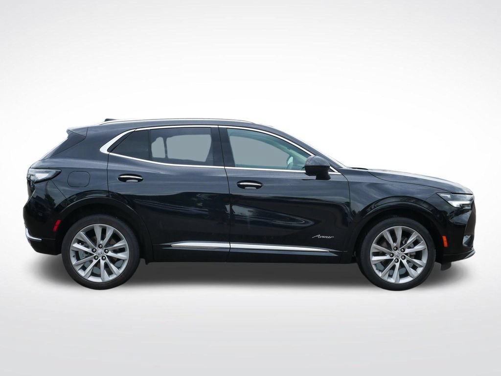 Used 2023 Buick Envision Avenir AWD/4WD image 2