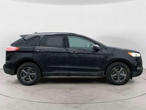 Certified 2024 Ford Edge SEL w/ Sport Appearance Package image 6