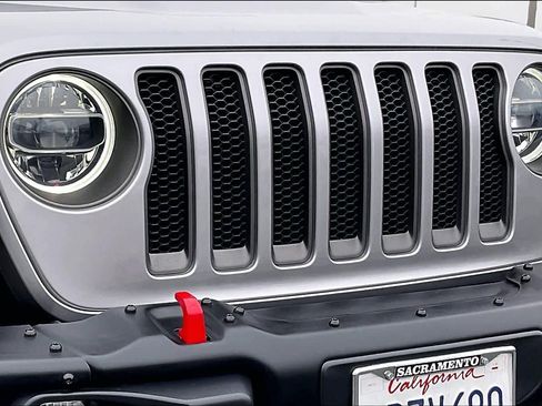 Used 2018 Jeep Wrangler Unlimited Rubicon image 32