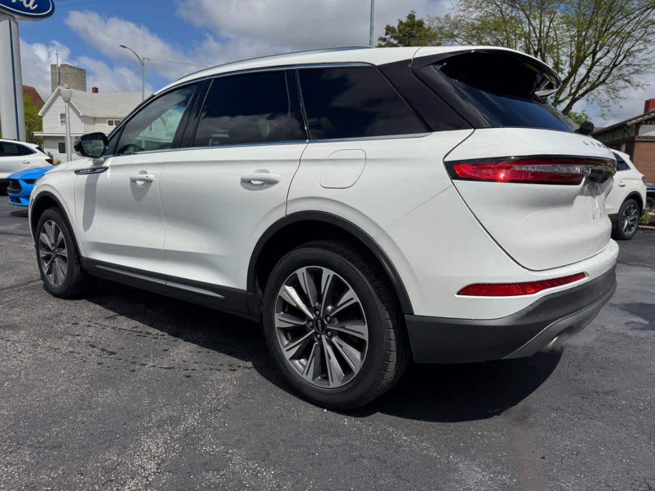 Used 2022 Lincoln Corsair Reserve w/ Elements Package AWD/4WD image 12