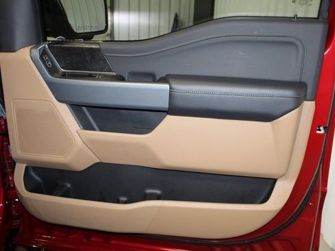 Certified 2022 Ford F150 XLT w/ Equipment Group 302A High image 18