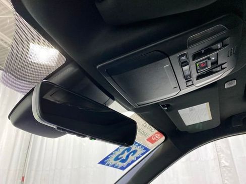 Certified 2023 Toyota Highlander XSE image 25