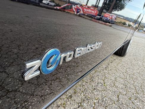 Used 2016 Nissan Leaf S w/ Charger Package image 29