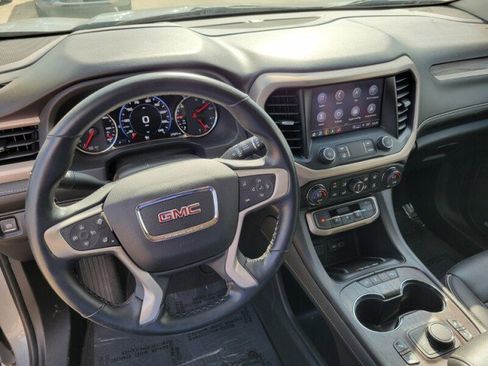 Used 2023 GMC Acadia Denali w/ Denali Ultimate Package image 17