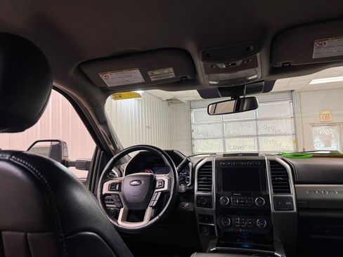 Used 2021 Ford F350 Lariat image 22
