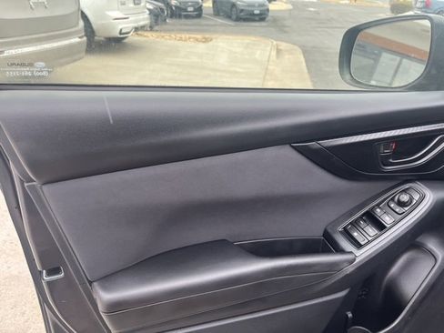 Used 2019 Subaru Crosstrek 2.0i Premium image 9