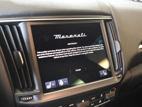 Used 2022 Maserati Levante Modena AWD/4WD image 39