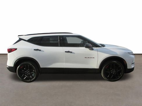 Used 2025 Chevrolet Blazer LT w/ Redline Edition AWD/4WD image 6