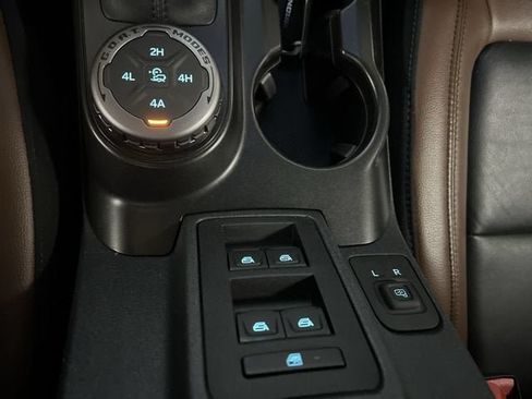 Used 2022 Ford Bronco Outer Banks w/ Sasquatch Package AWD/4WD image 33