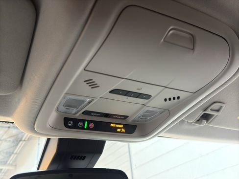 Used 2020 GMC Terrain Denali w/ Denali Premium Package image 38