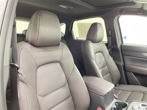 New 2025 MAZDA CX-5 Signature image 19