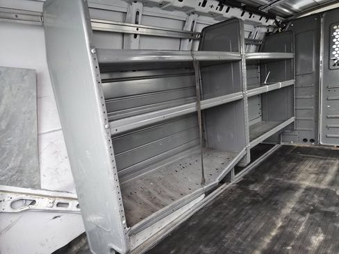 Used 2017 Chevrolet Express 2500 image 11