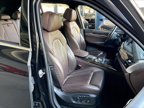 Used 2017 BMW X5 xDrive35i image 9