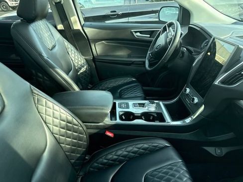 Certified 2024 Ford Edge Titanium AWD/4WD image 5