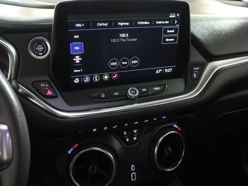 Used 2023 Chevrolet Blazer LT image 23