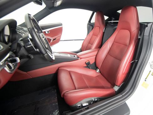 Certified 2024 Porsche 718 Cayman S RWD image 17