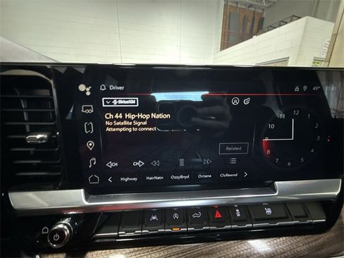 Certified 2025 GMC Sierra 1500 Elevation image 16