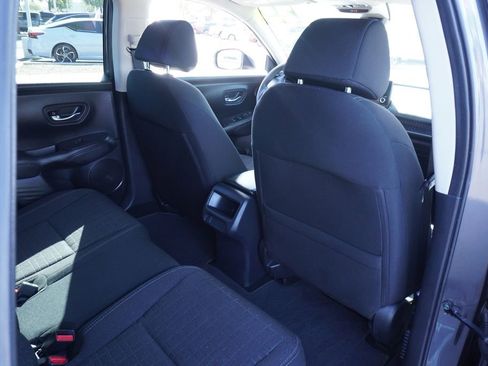 Used 2025 Honda HR-V LX image 10