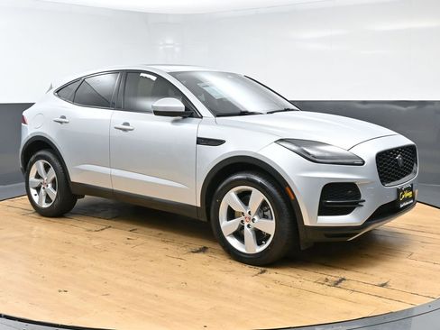Used 2023 Jaguar E-PACE SE AWD/4WD image 3