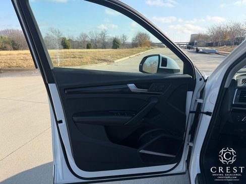 Used 2018 Audi Q5 Prestige w/ Prestige Package image 11