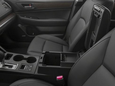 Used 2017 Subaru Outback 2.5i Limited w/ Popular Package #5 image 18