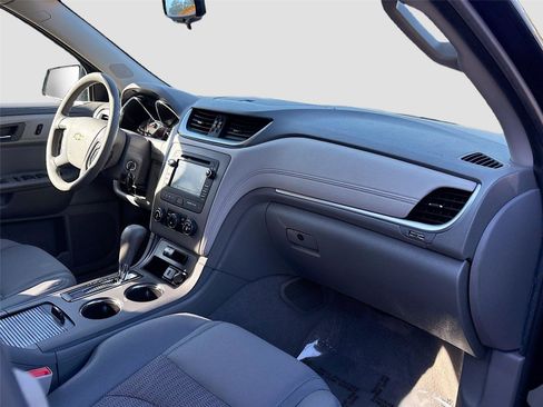 Used 2016 Chevrolet Traverse LS image 31