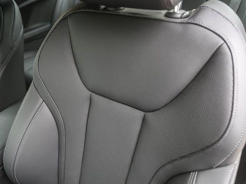Used 2025 BMW 230i Coupe w/ Premium Package RWD image 26