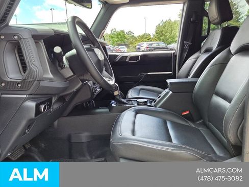 Used 2025 Ford Bronco Badlands AWD/4WD image 5