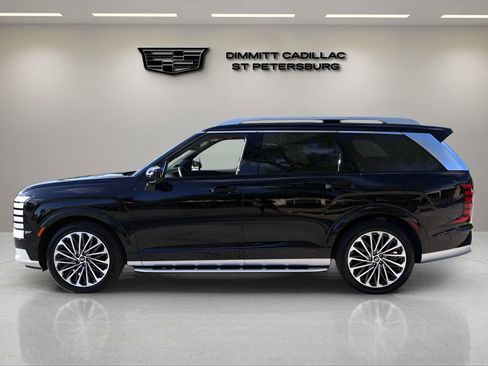 Used 2026 Hyundai Palisade Calligraphy FWD image 2