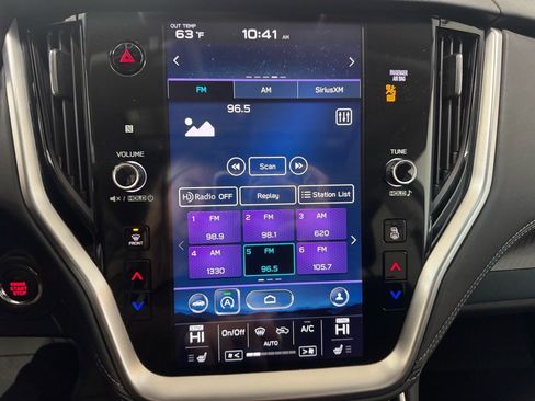 Used 2022 Subaru Outback Premium image 17