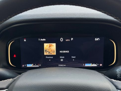 Used 2024 Jeep Wagoneer Series II image 10