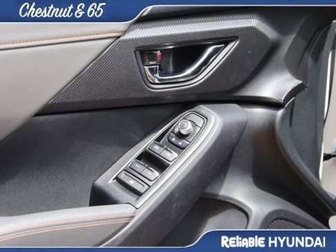 Used 2024 Subaru Crosstrek 2.5i Limited w/ Crosstrek Mirror Package AWD/4WD image 22