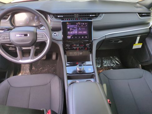 New 2026 Jeep Grand Cherokee L Laredo image 20